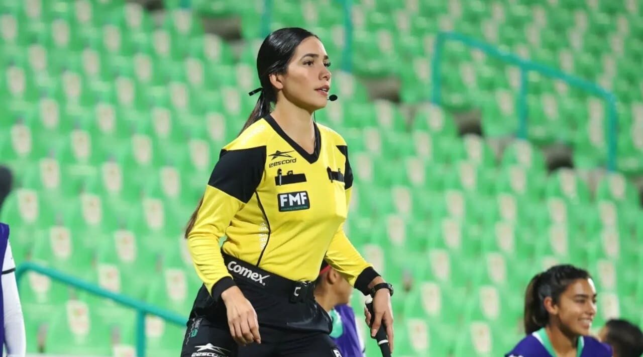 La árbitro Melanie Villavicencio busca consolidarse en la Liga MX Femenil (2)