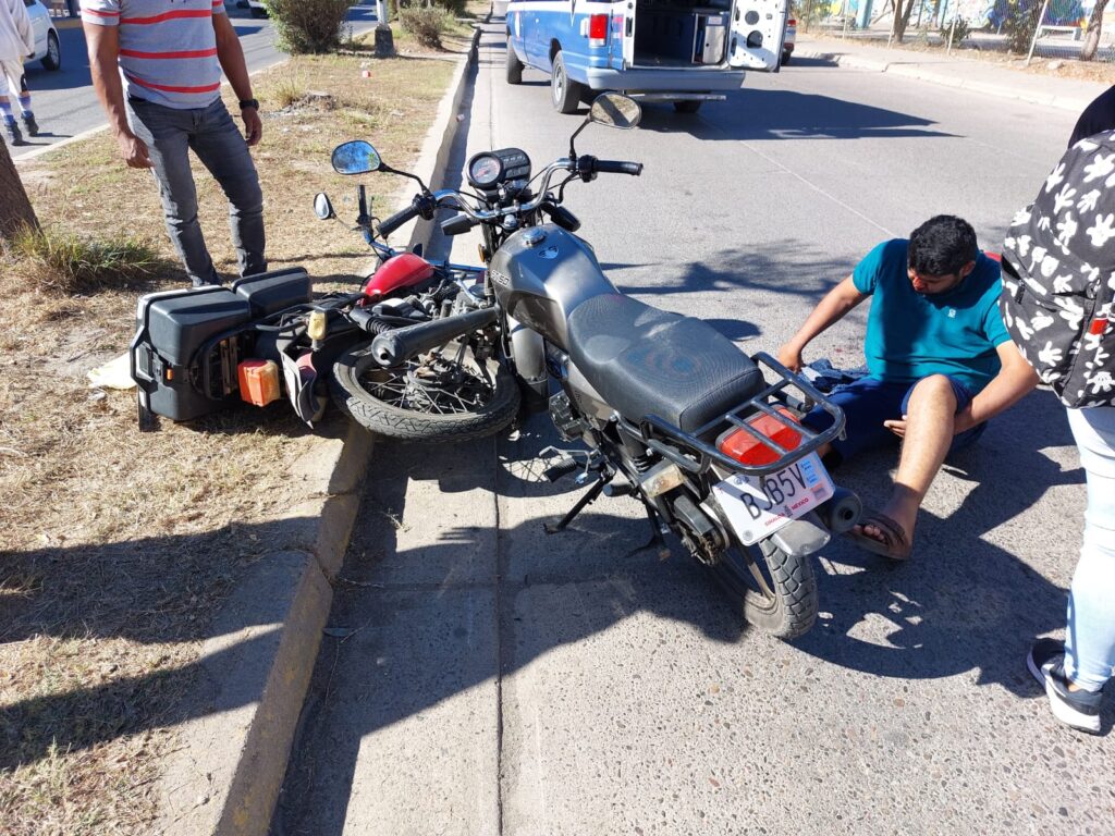 Motos Motociclista Choque Accidente Santa Rosa Mazatlán 4