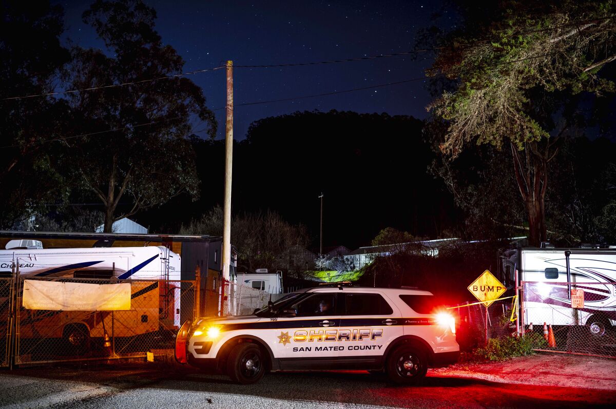 Mueren 2 mexicanos en tiroteo California