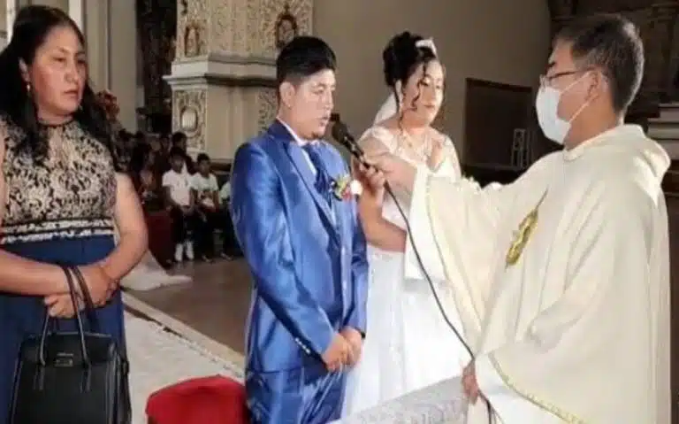 VIDEO: ¡Casi, casi la boda termina! Novio se vuelve viral al responder en la misa que se casaba por obligación
