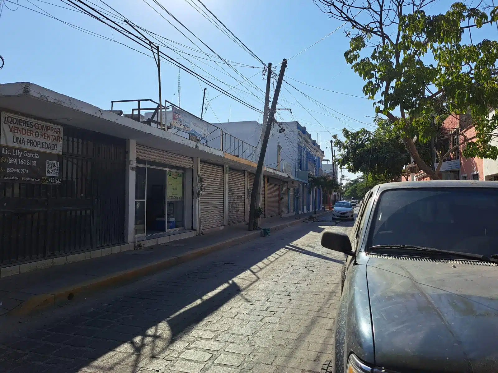 Poste ladeado Mazatlán Riesgo