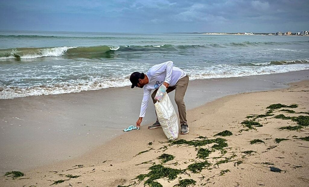 Previo al Carnaval de Mazatlán, accionan campañas en área de playas (4)