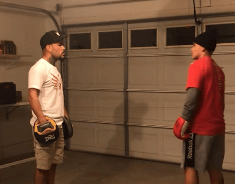 Ray Beltrán-ring-hijo-box