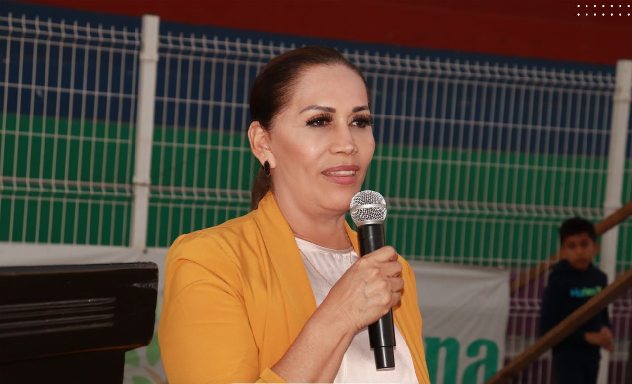 Estrenan techumbre en Unidad Deportiva en la Perla Camanera