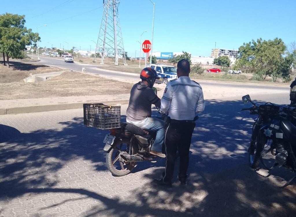 ¡Viene Tránsito recargado! Sanciona 9 vehículos durante operativo "Cero Tolerancia" en Mazatlán