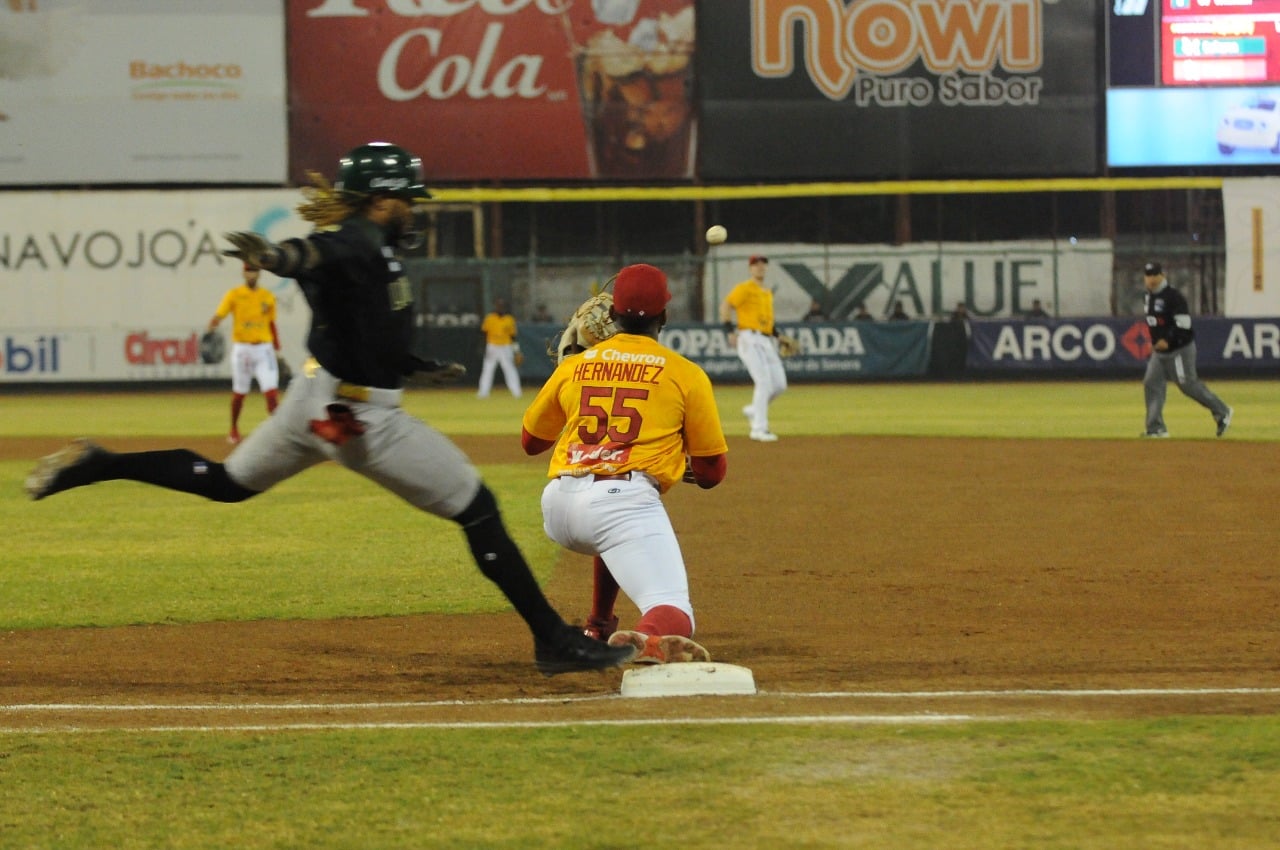 ¡A semifinales! Cañeros elimina a los Mayos al vencerlos en dramático juego de extrainnings