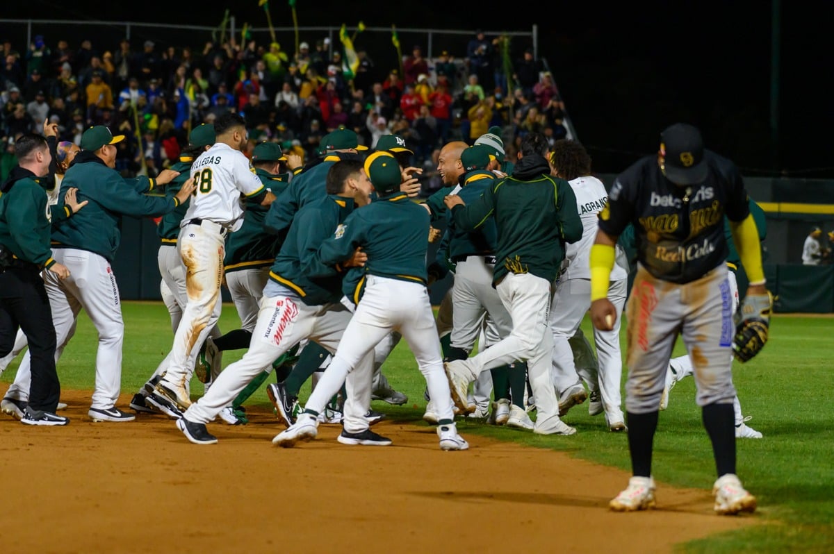 ¡Con más drama! Cañeros se pone 2-0 en semifinales al vencer 2-1 a Yaquis en extrainnings