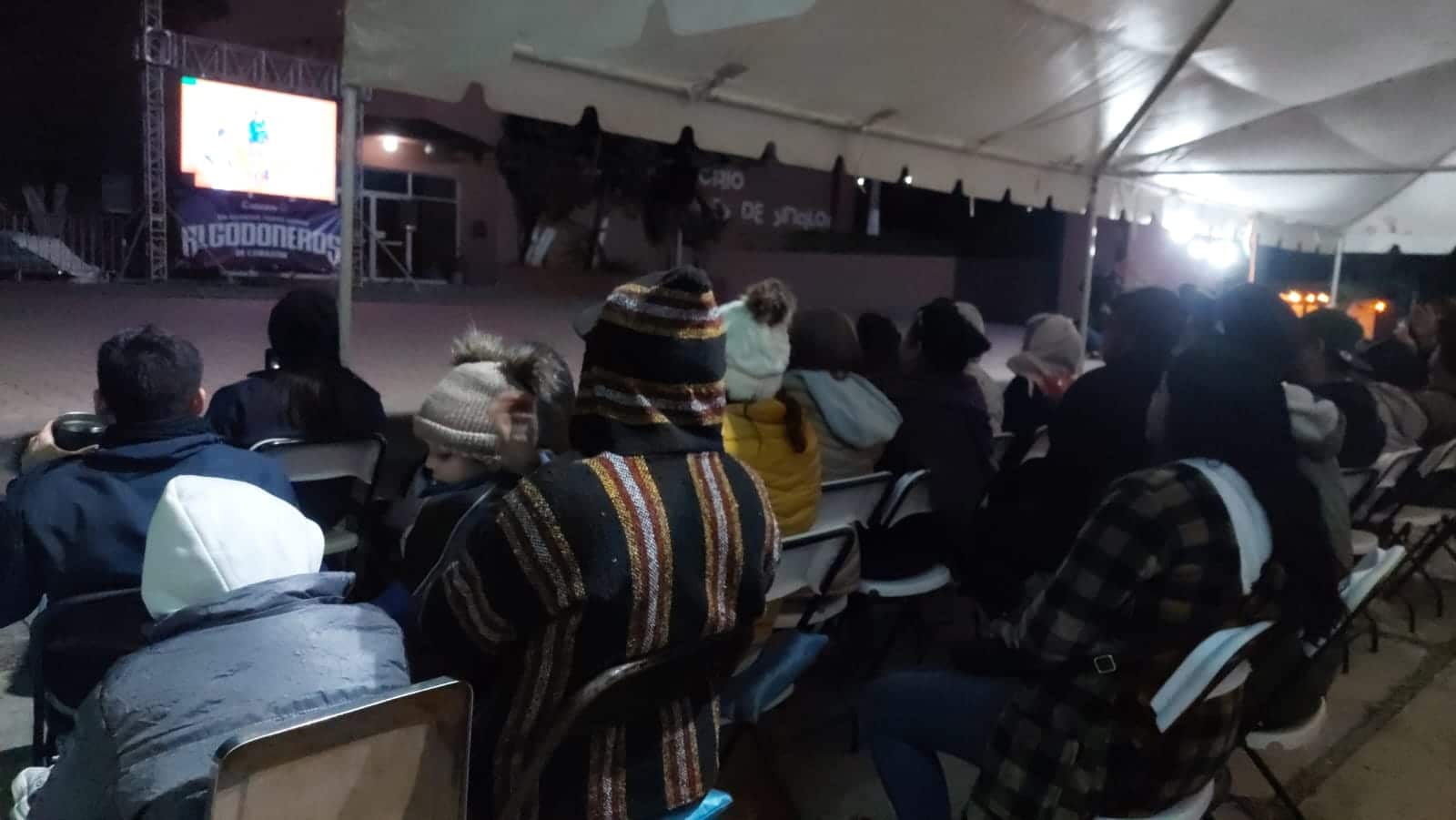 Viven guasavenses noche de sinsabores con la segunda derrota de Algodoneros en la serie final