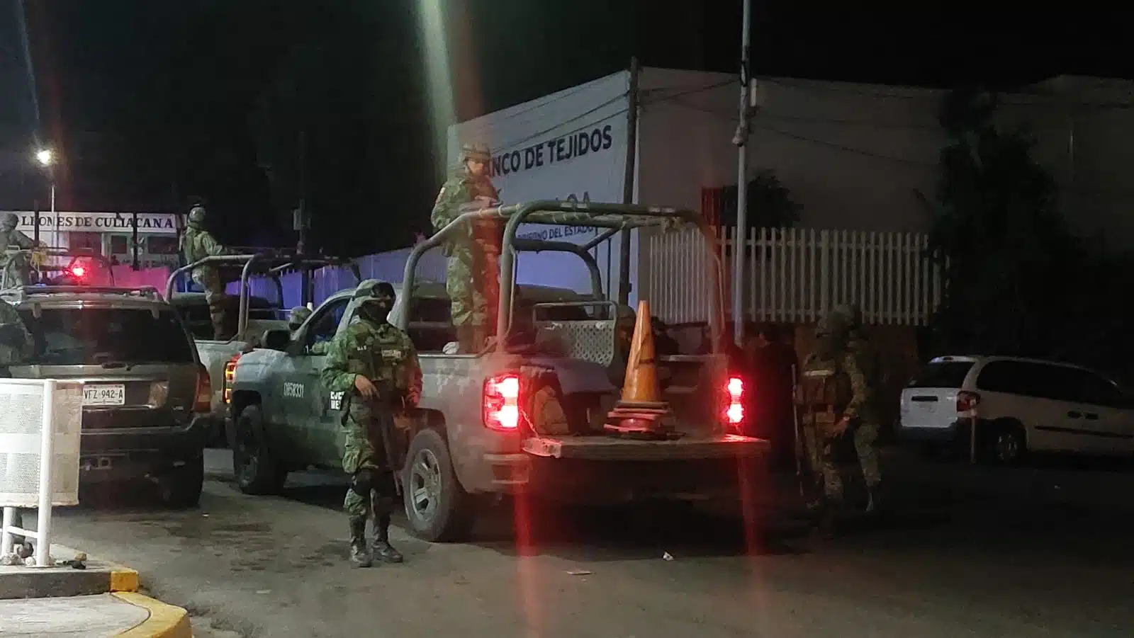 ¡Se toparon con la Guardia Nacional! Se desata balacera en atentado contra dos hombres en Culiacán 