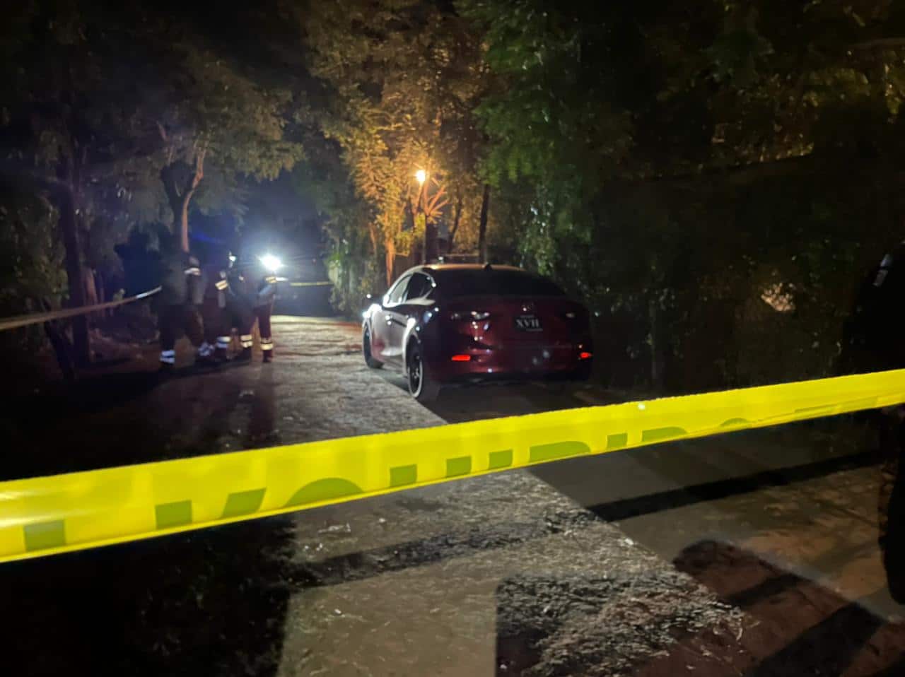 ¡Quedó en el asiento del copiloto! Asesinan a hombre y lo abandonan en un carro en Aguaruto