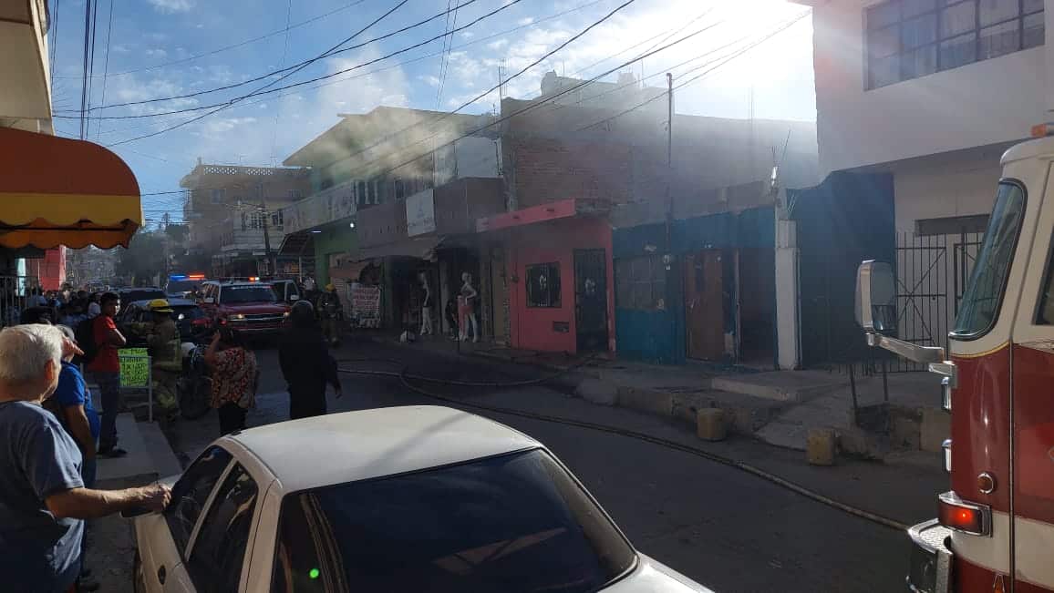 ¡Solo iban a apagar el fuego! Hallan a hombre sin vida en vivienda que se incendiaba en Mazatlán 