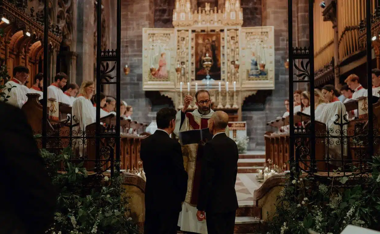 Iglesia Anglicana bendecirá unión de personas del mismo género; descartarán oficiar matrimonios