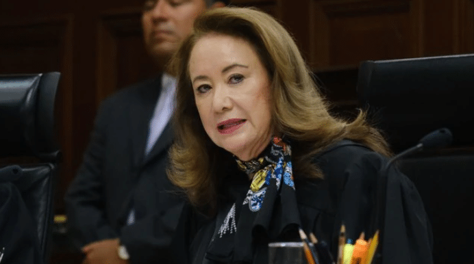 Yasmín Esquivel