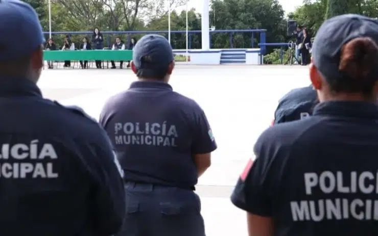 Desaparece familia de policía