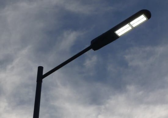 Ayuntamiento de Mazatlán analiza posibilidad de adquirir 20 mil lámparas led