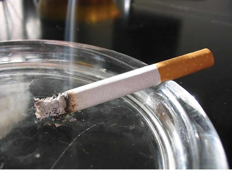 Reforma a la Ley del Tabaco generará corrupción con “moches” para inspectores de Salud: MC
