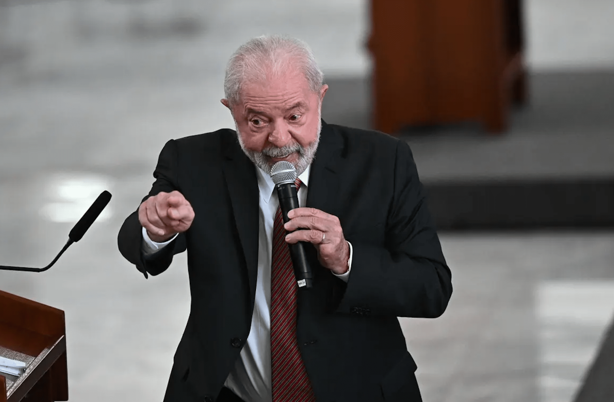 lula-acusa-bolsonaro