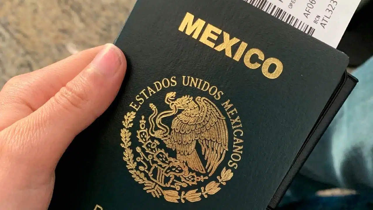 pasaporte mexicano a mitad de precio