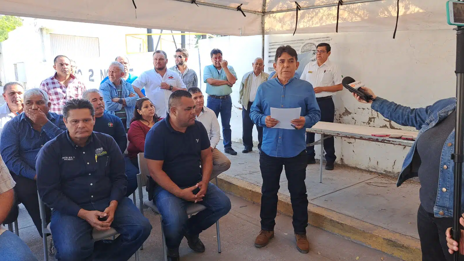 transportistas respaldan a delegado de Vialidad del sur de Sinaloa (2)