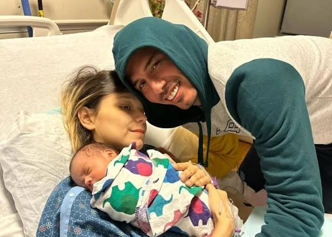 ¡Conmovedor! Súplica visa humanitaria a EU para padres de su esposa desahuciada
