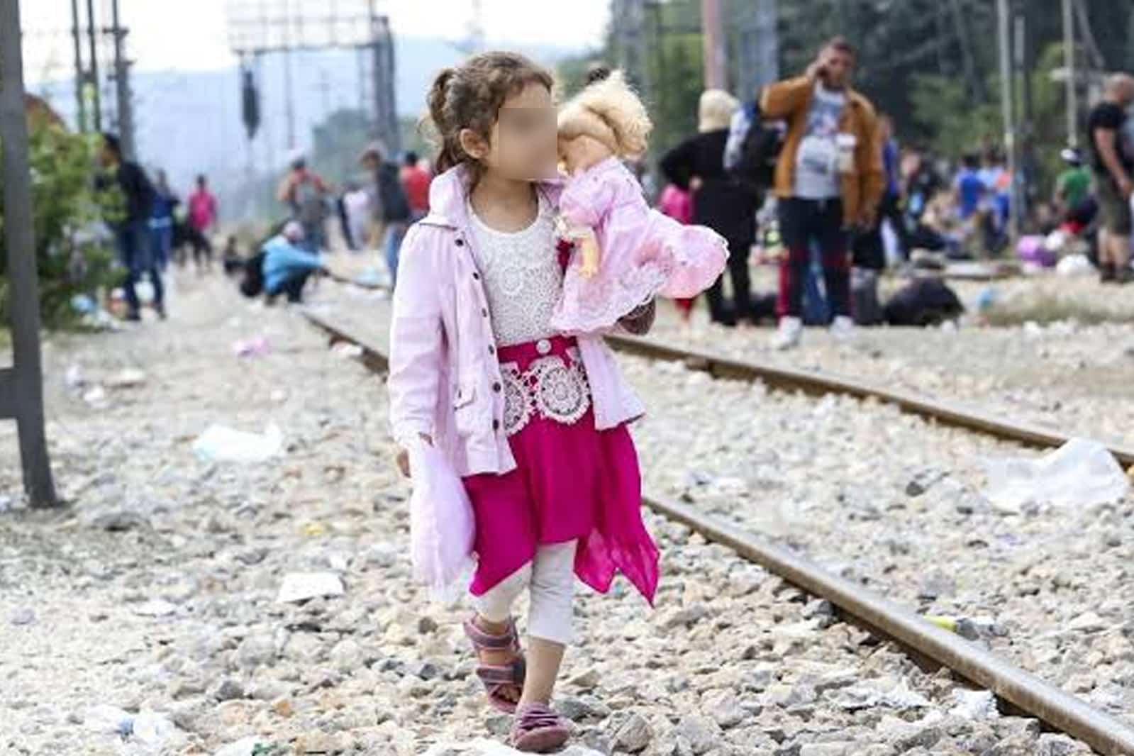 ¡Increíble! Gran Bretaña pierde a 200 menores migrantes no acompañados