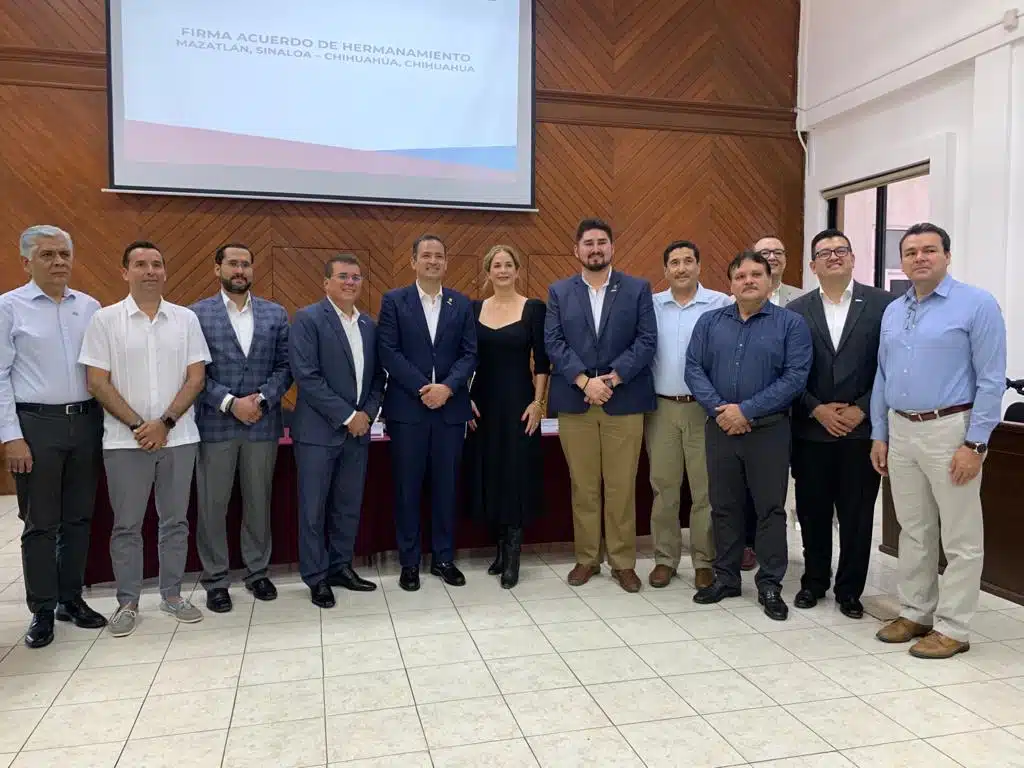 Alcaldes de Mazatlán y Chihuahua