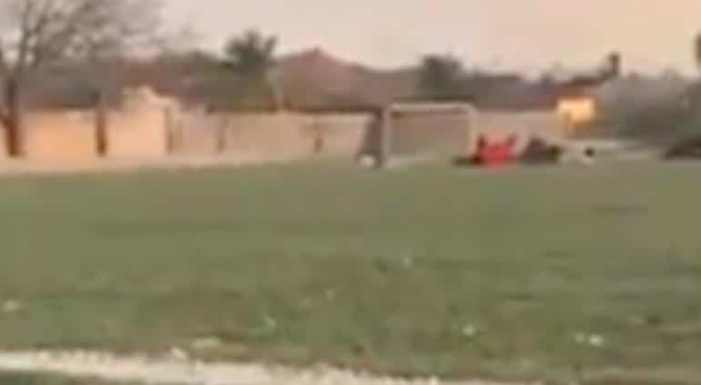 VIDEO: ¡Momento de terror! Niño sufre ataque de pánico tras fuerte balacera en Sonora