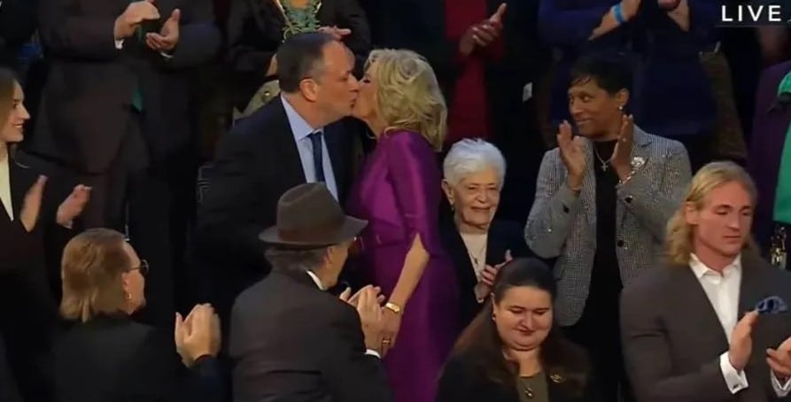 Beso Jill Biden
