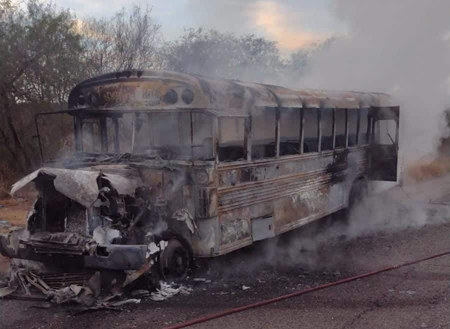 Camión quemado Tehueco Norte Policiaca