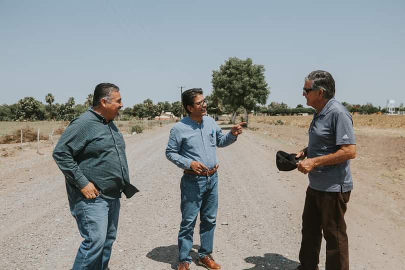 Carretera de Los Pinitos y Chino