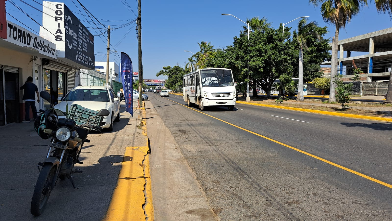 Tras instalación del carril preferencial, unos 3 negocios han cerrado sus puertas