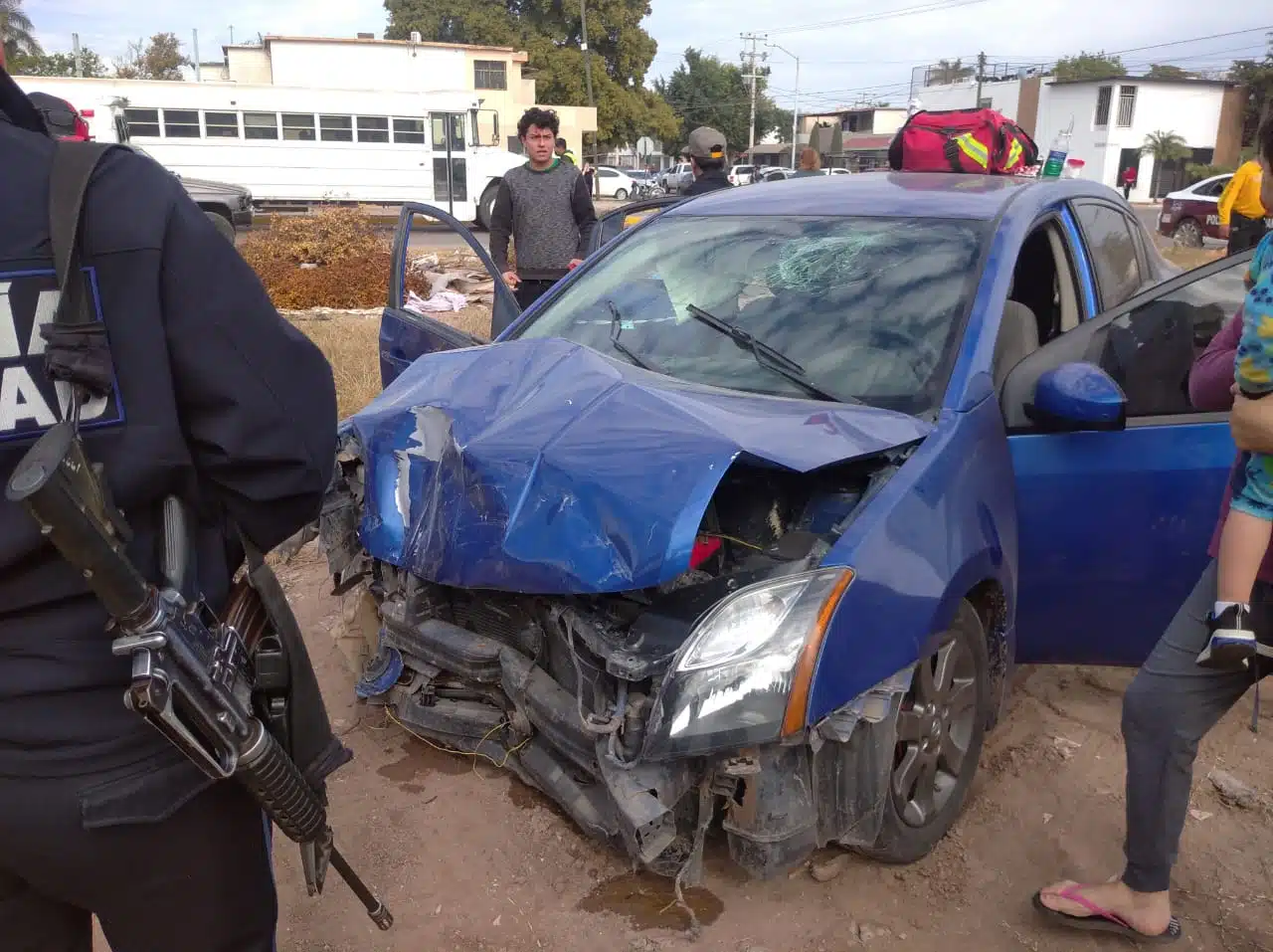 Tres personas lesionadas en aparatoso accidente en el sector Las Palmas Los Mochis