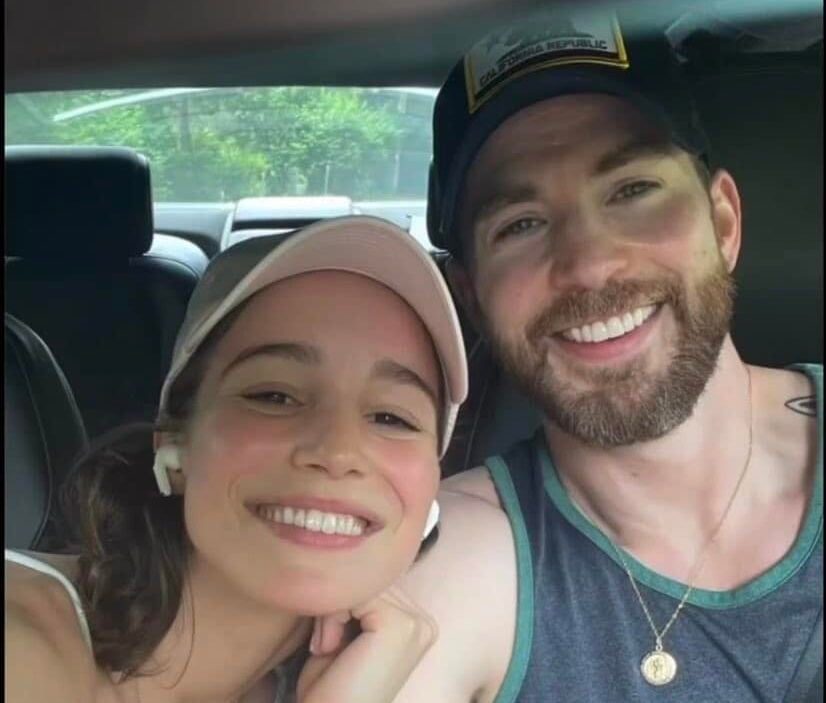 Chris Evans y Alba Baptista