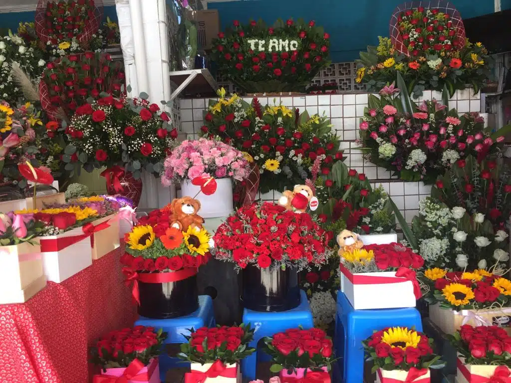 Se quejan comerciantes y floristas de Mazatlán por bajas ventas para este 14 de febrero