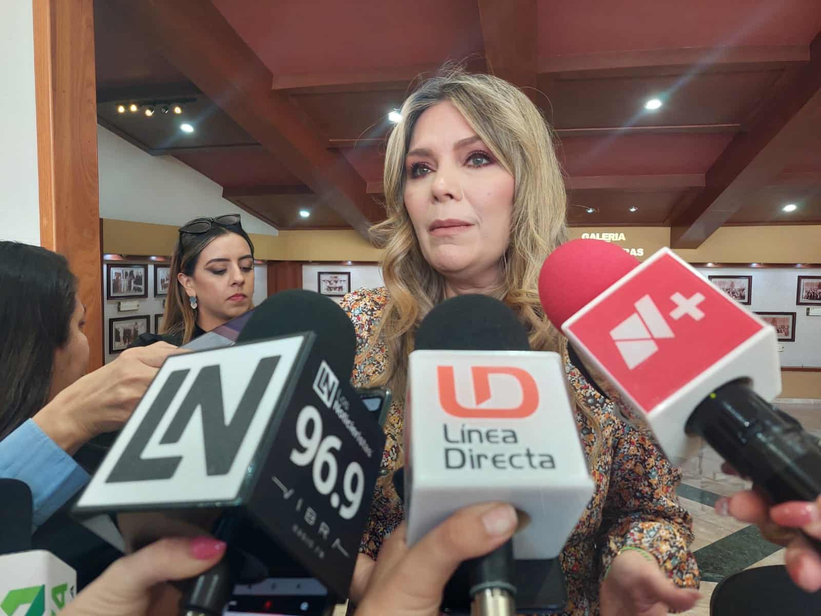 Connie Zazueta Castro, diputada del PRI.