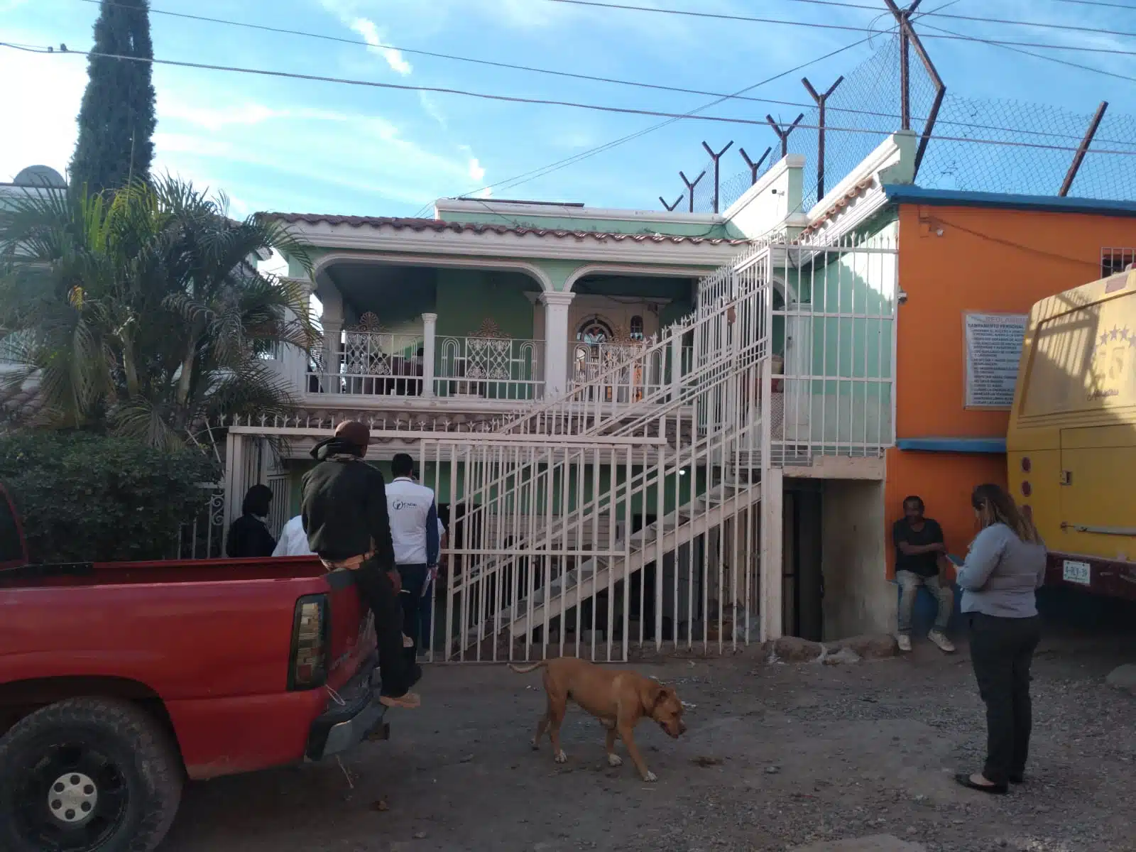 CNDH descubre a jornaleros viviendo en el lugar donde rescataron a indígenas en el Campo 35
