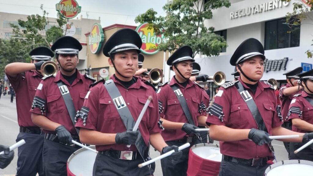 Desfile Bandera Cln