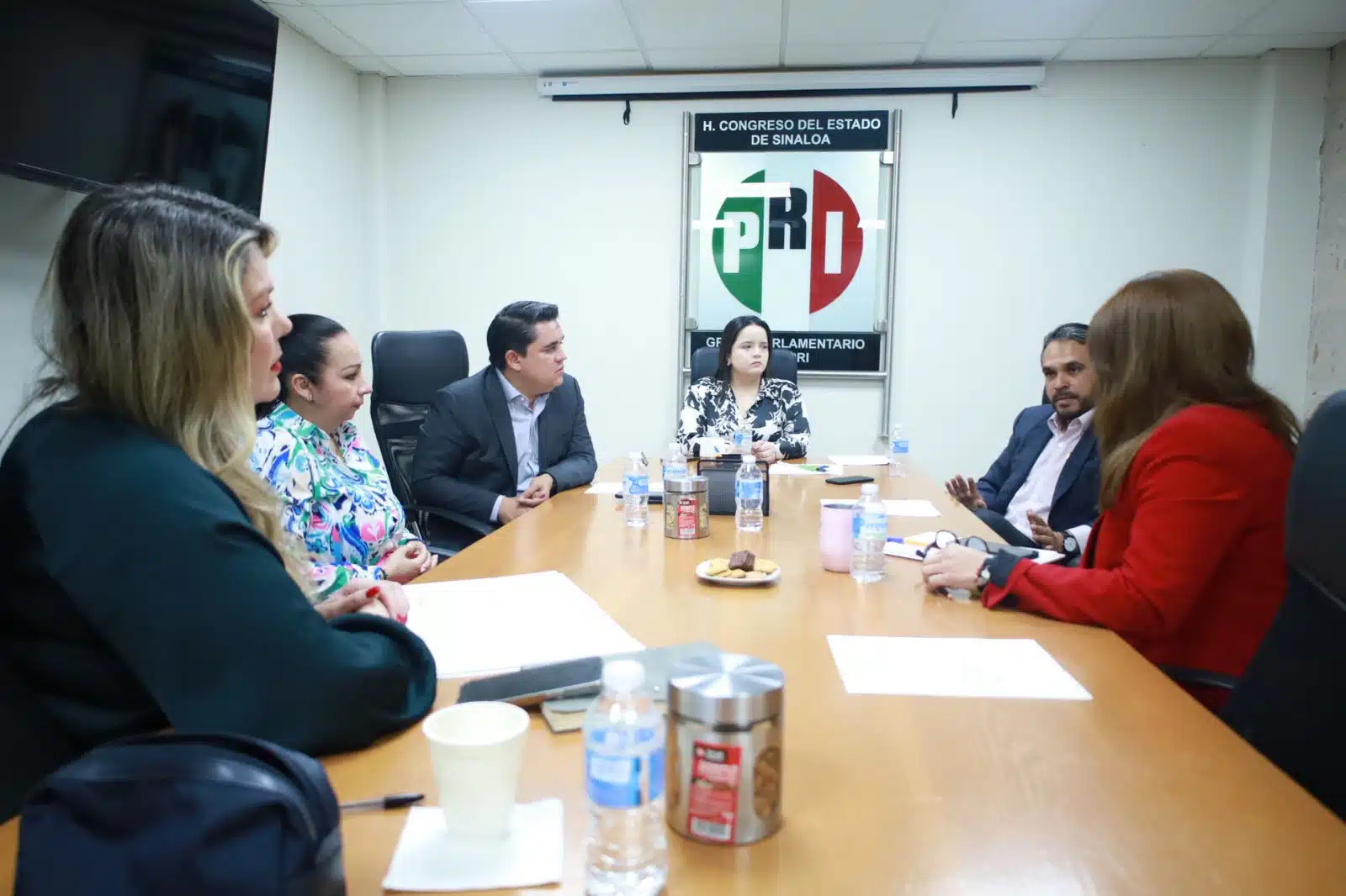 Elda Amor López Cárdenas renuncia al PRI
