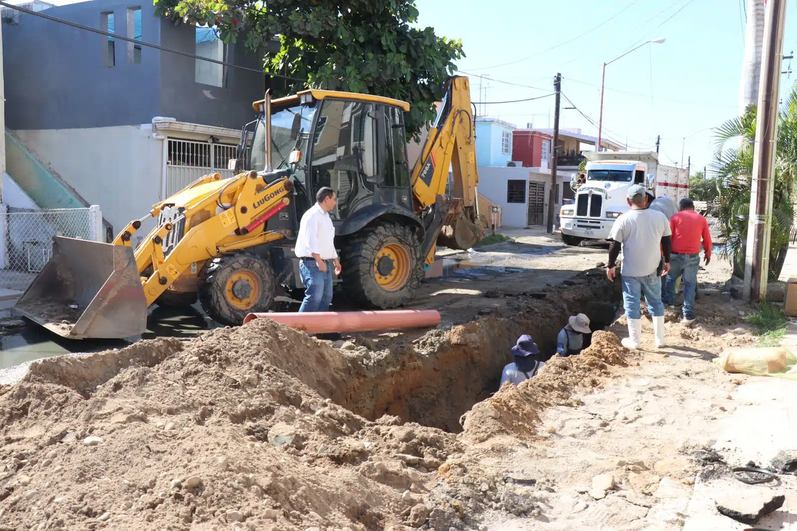 Jumapam atiende demanda de vecinos del Jabalíes; habían bloqueado al Santa Rosa