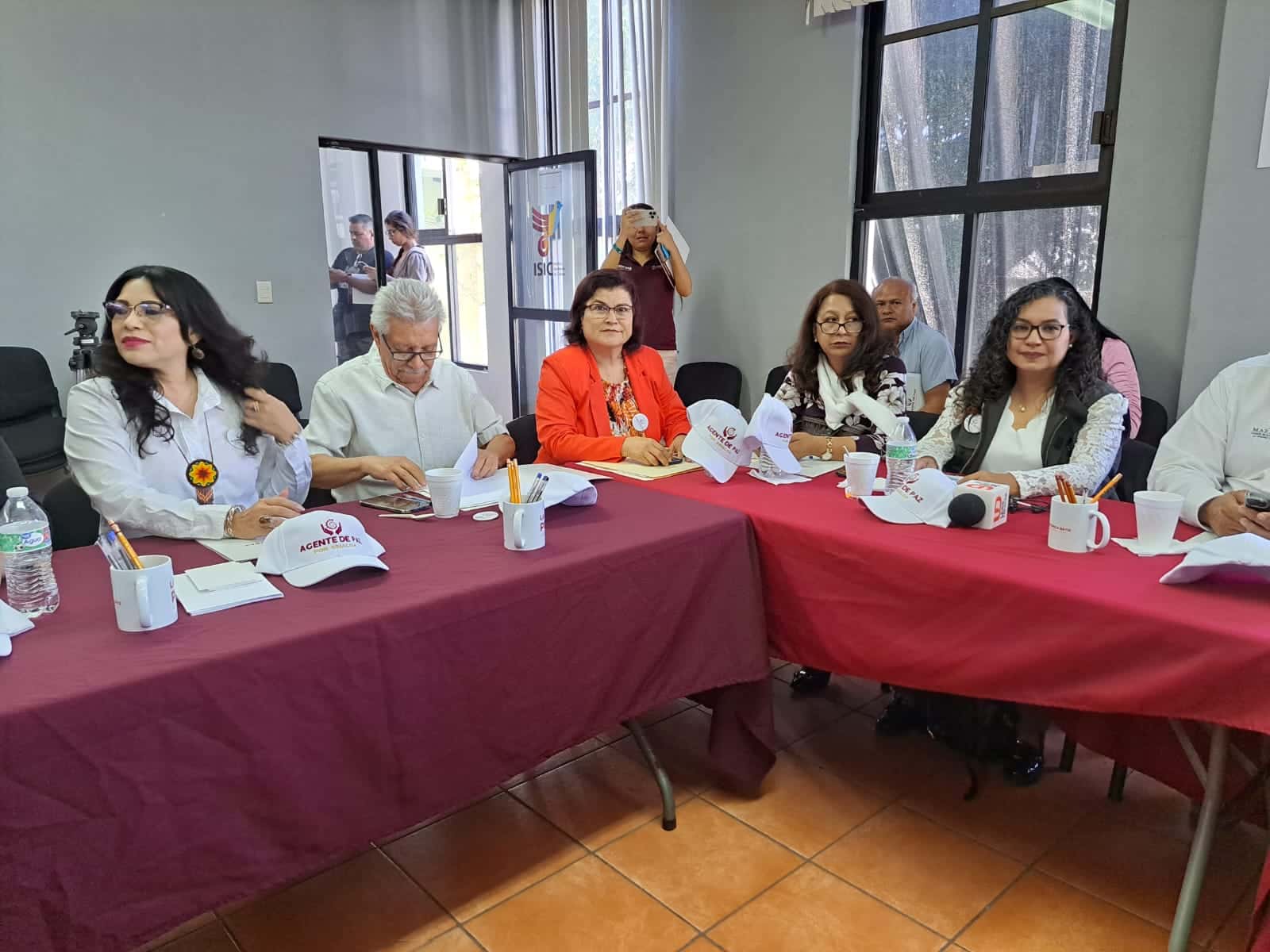 Los Sinaloenses como Agentes de Paz