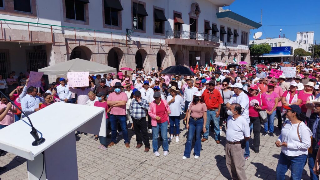 Marcha INE Mazatlán 6