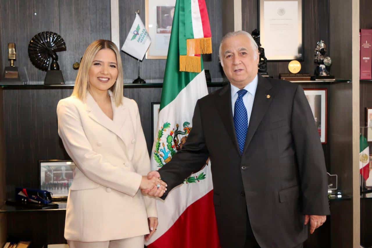 Miguel Torruco Marqués, Estrella Palacios Domínguez