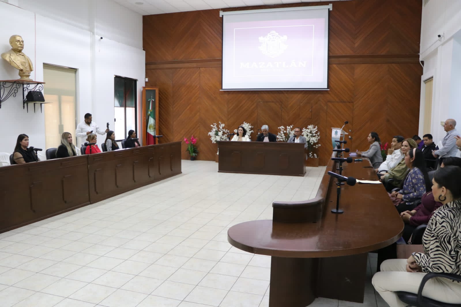 Rinde protesta nuevo Consejo de Participación Escolar en la Educación en el puerto (4)