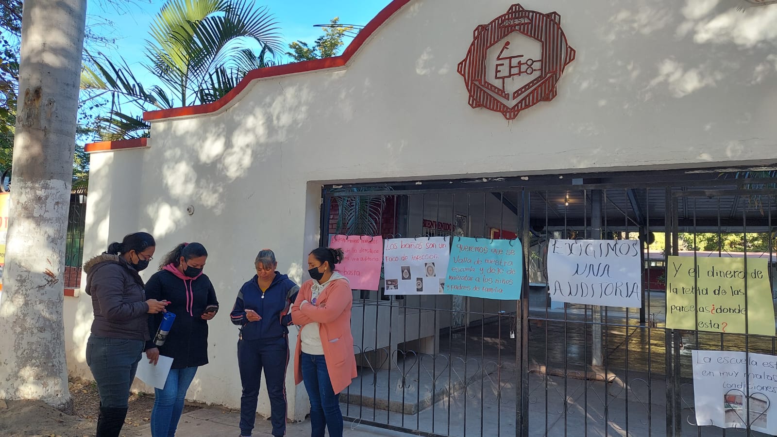 Secundaria Técnica -EST- 18 de San Miguel Zapotitlán