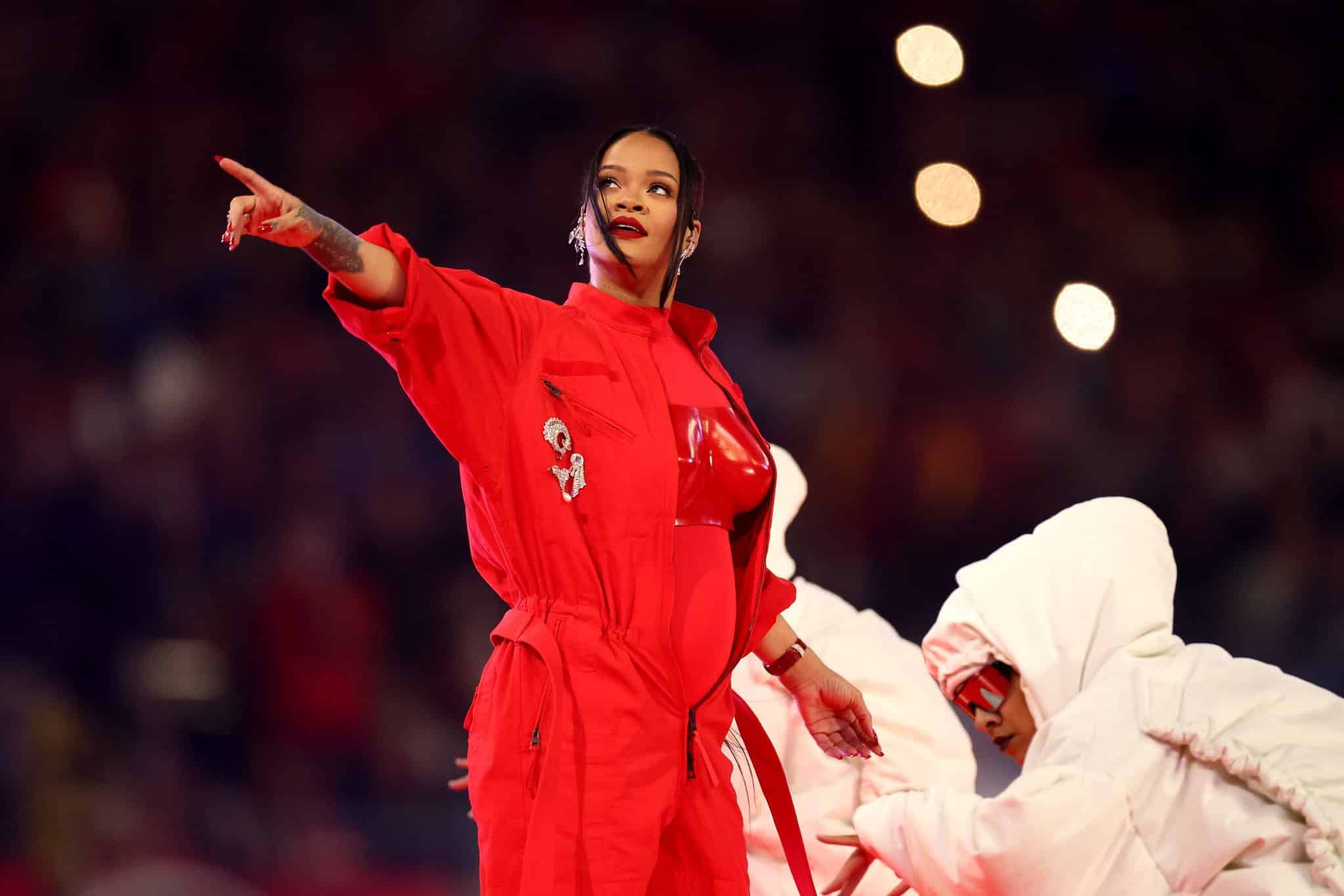 Segundo embarazo de Rihanna se robó el show de medio tiempo en el Super Bowl
