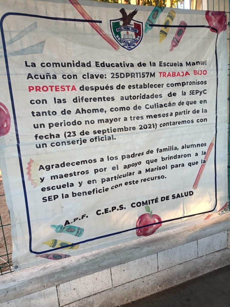 Escuela tomada Los Mochis