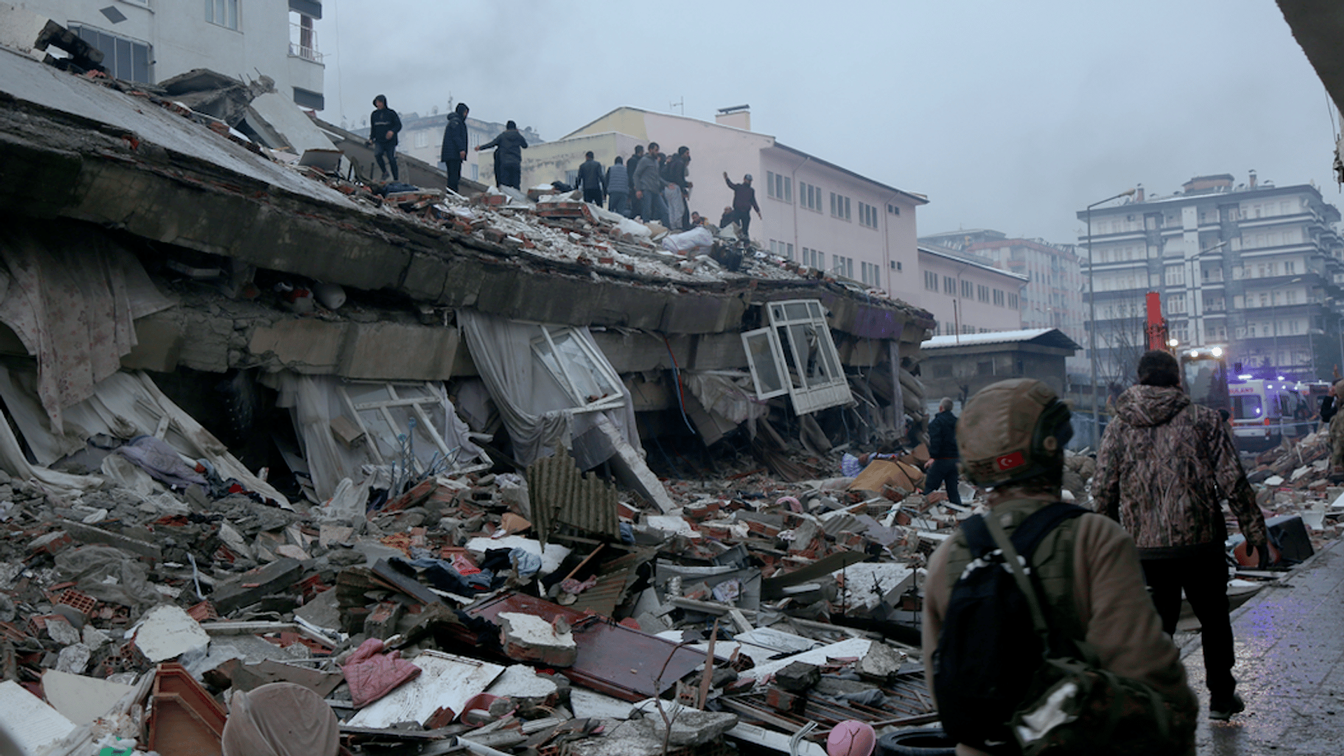 ¡Las cifras aumentan! Se registran más de 20 mil muertes por terremoto en Turquía y Siria