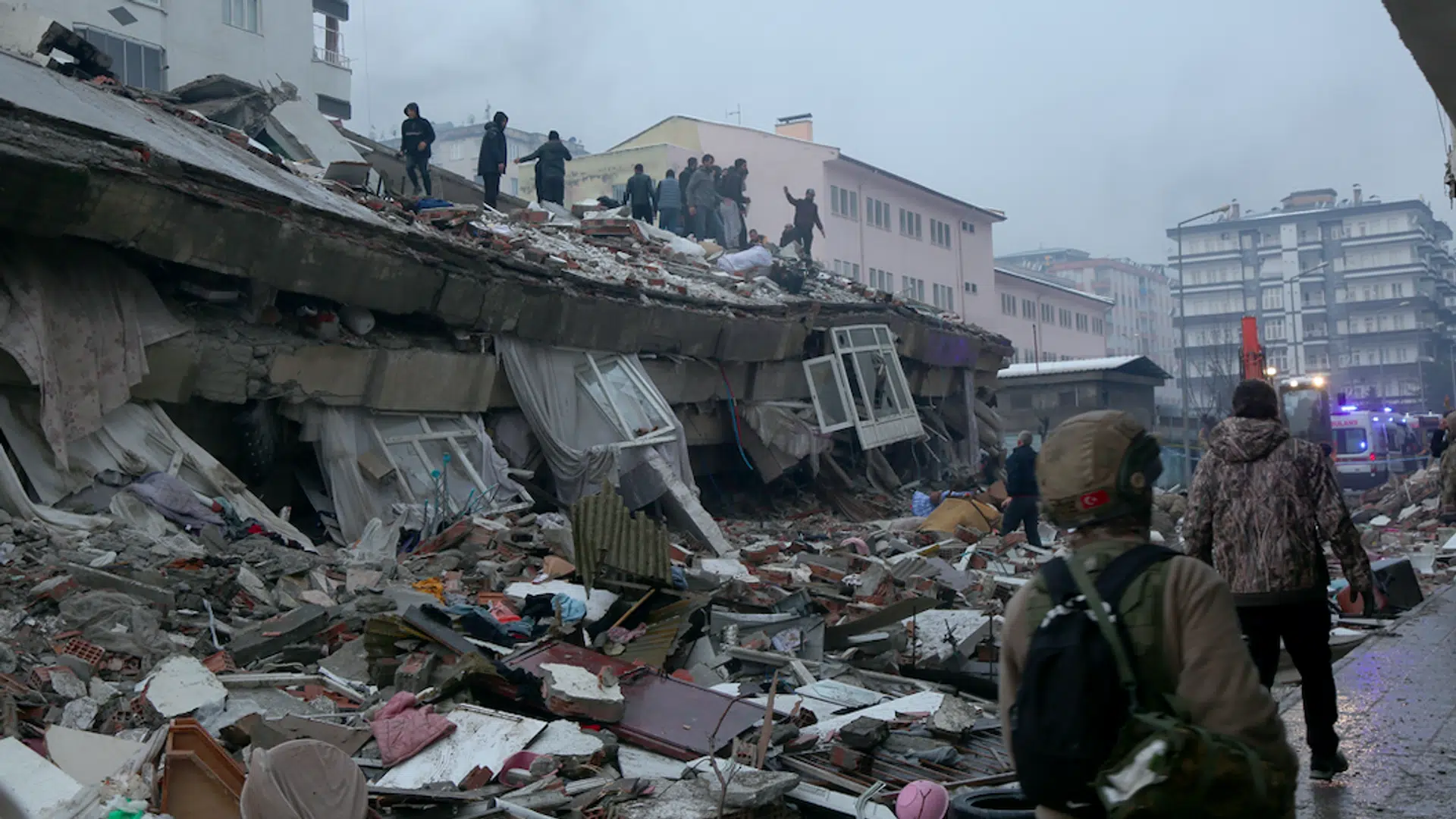 ¡Las cifras aumentan! Se registran más de 20 mil muertes por terremoto en Turquía y Siria