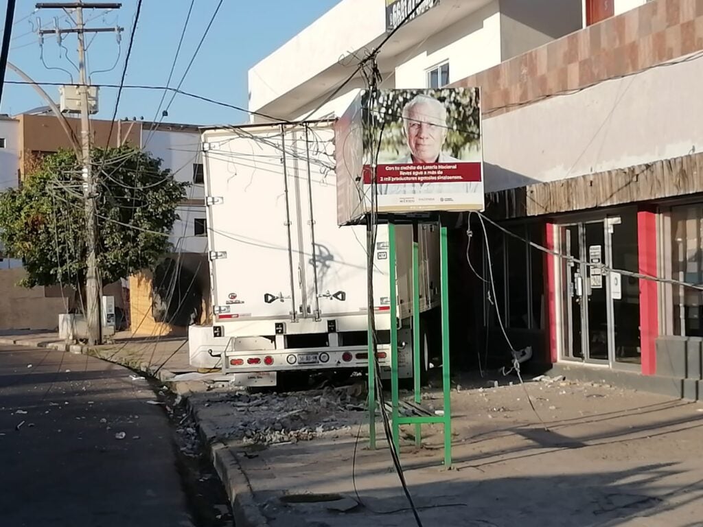 Torton2 Accidente Mazatlán Policíaca