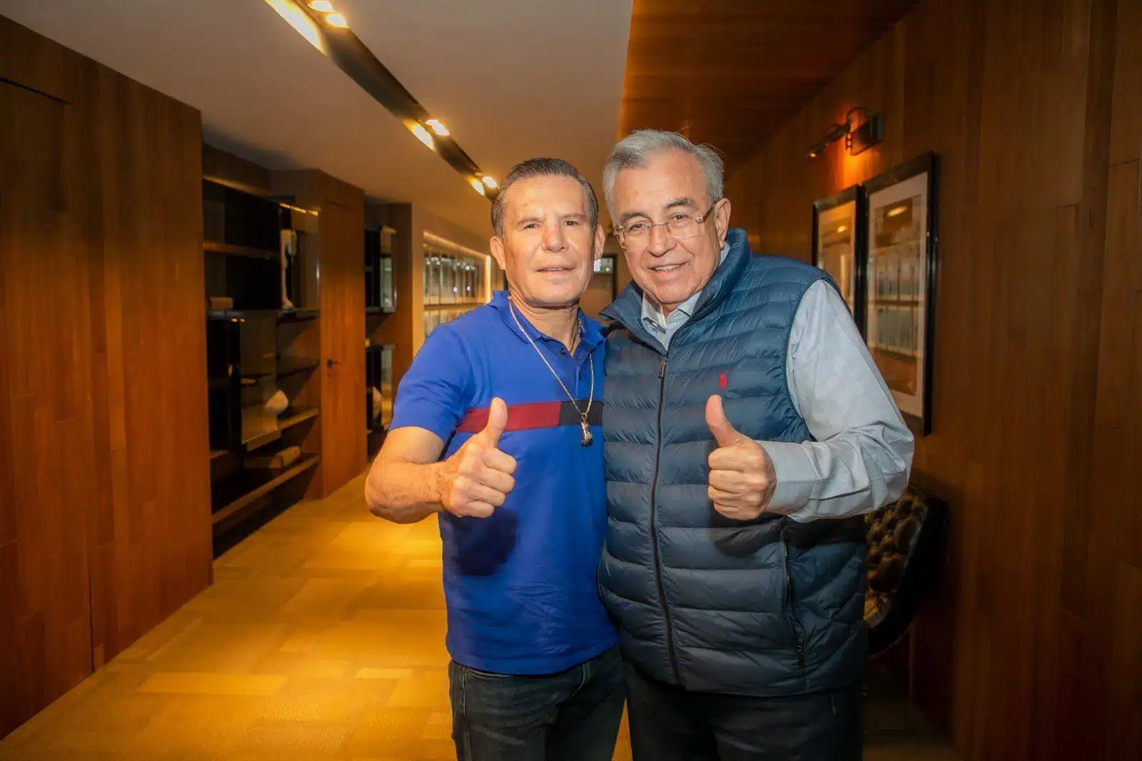 “Siempre es un gusto recibir al gran campeón”: Se reúne Rocha Moya con Julio César Chávez